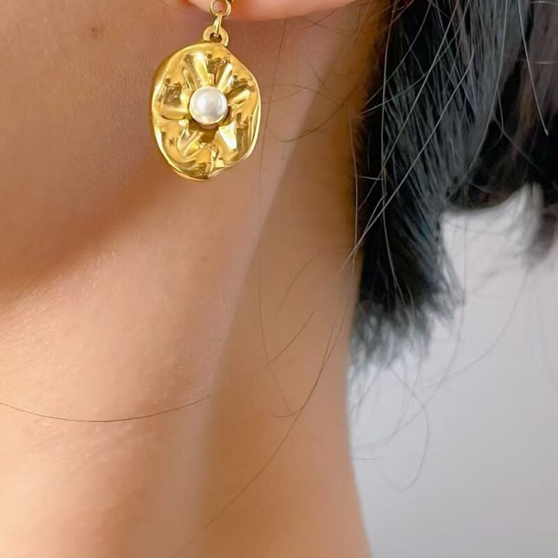 Ripple Veil Pearl Zircon Disc Drops