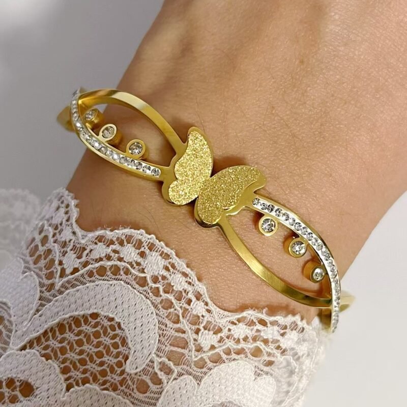 Butterfly Zirconia Twist Bangle