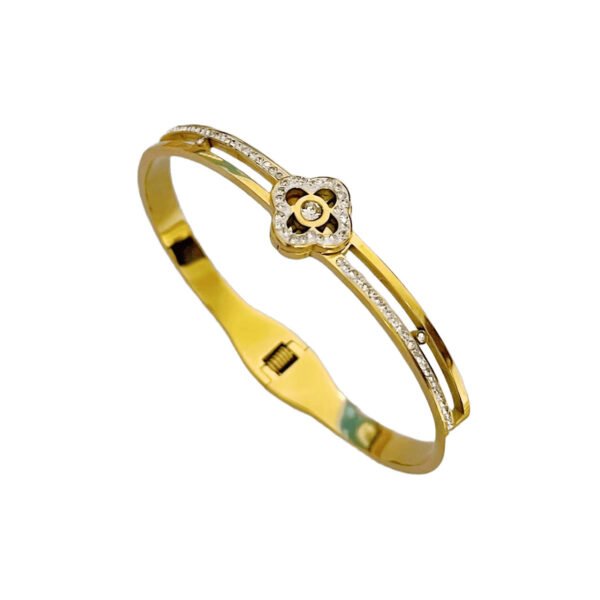 Elegant Clover Zircon Gold Bangle