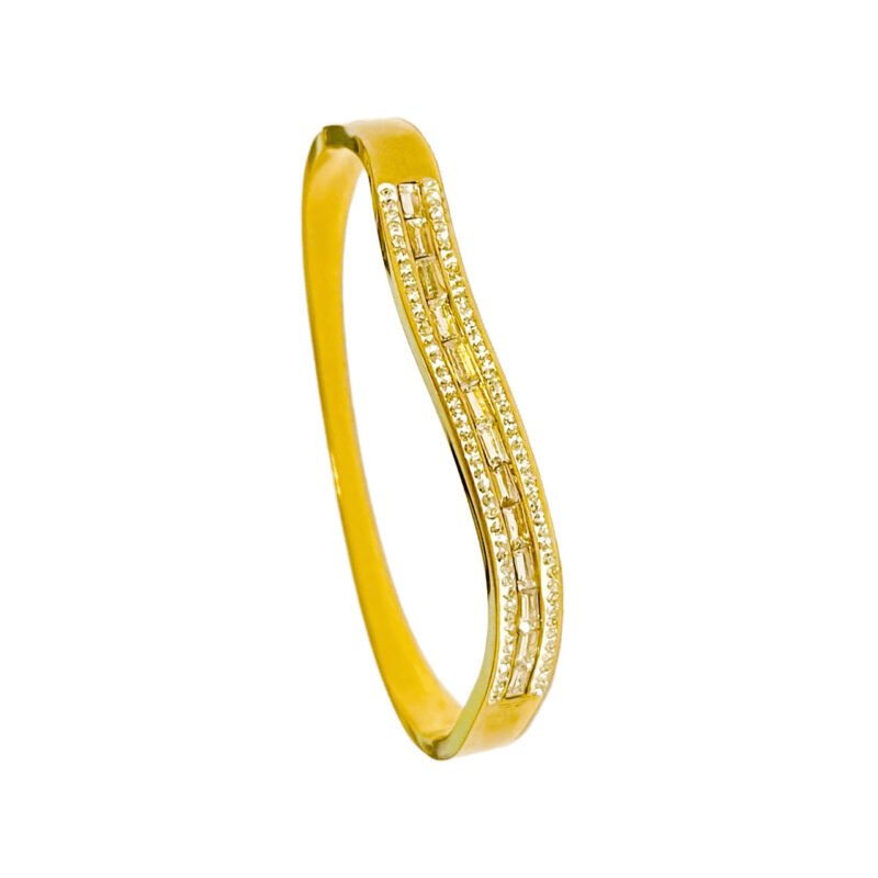 Elegant Wave Zircon Gold Bangle