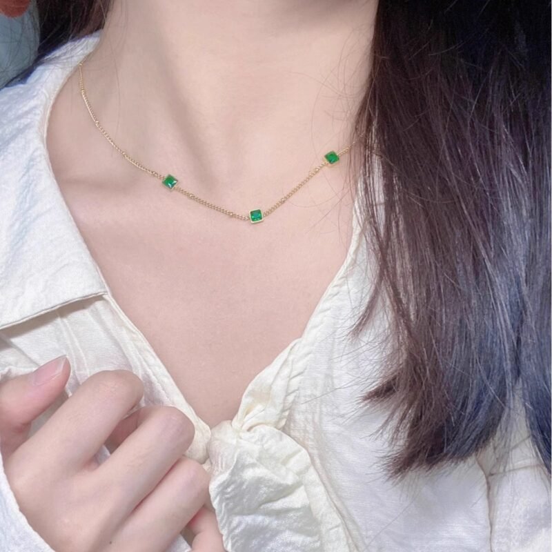 Emerald Station Chain Necklace
