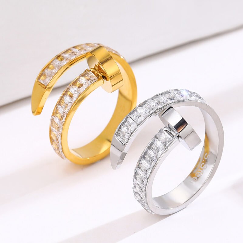 Glamour Nail Zircon Wrap Ring