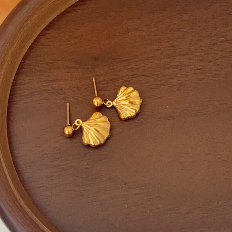 Golden Scallop Shell Drop Earrings