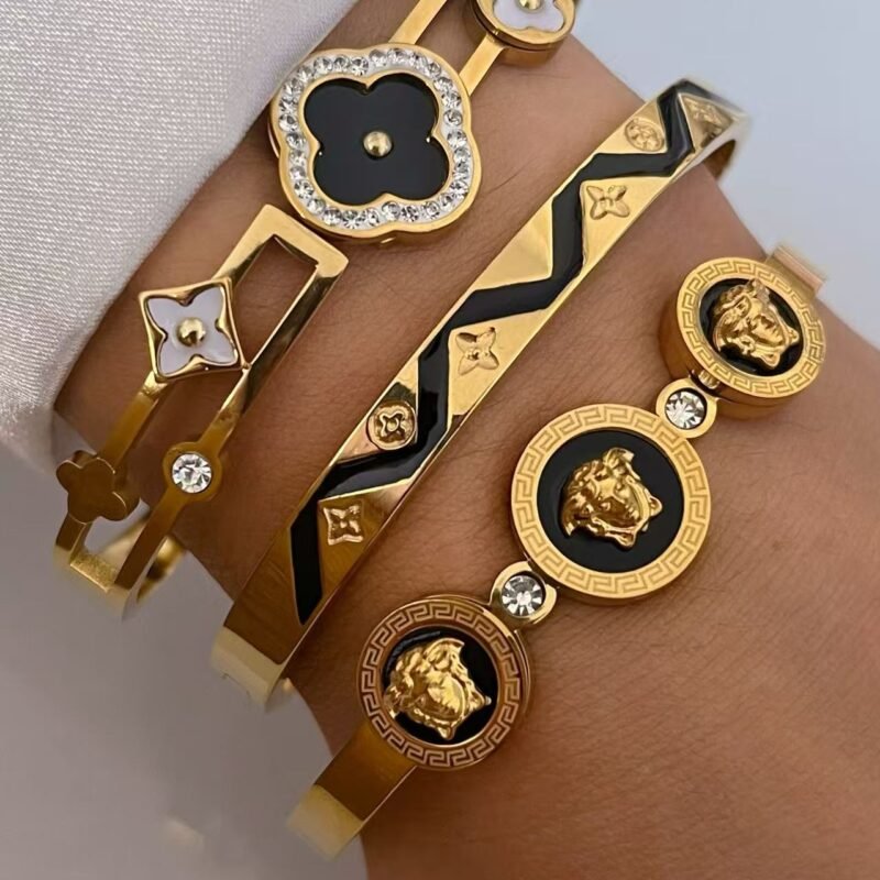 Medusa Triple Motif Bangle