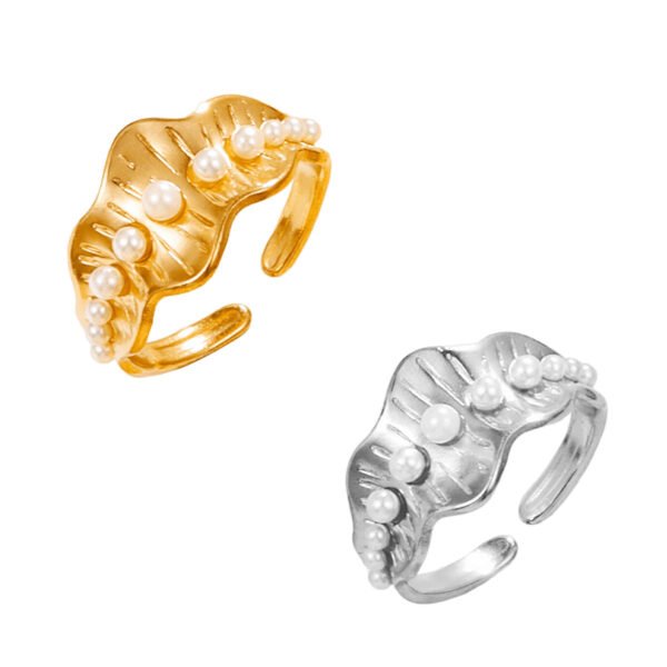 Ruffle Pearl Bloom Ring