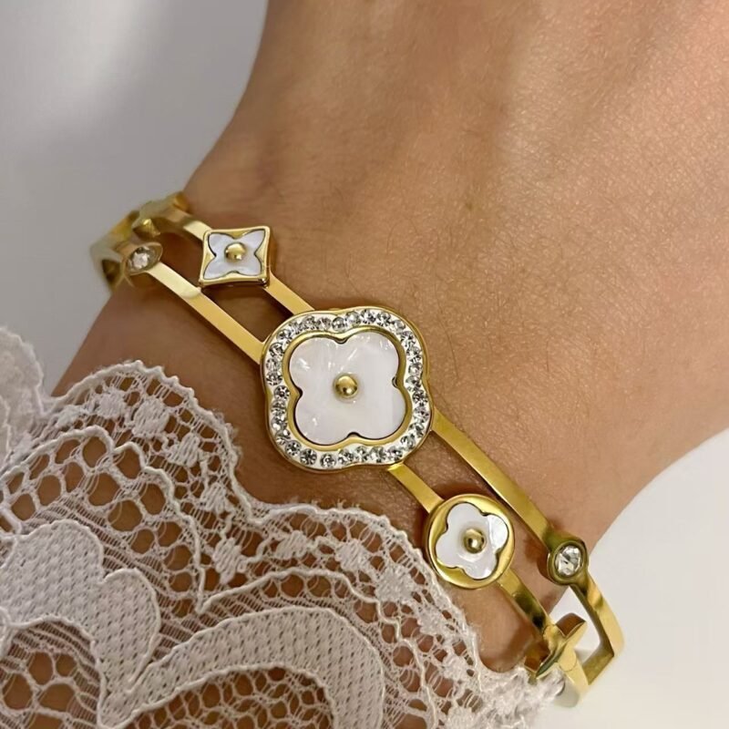 Clover Vine Crystal Bangle