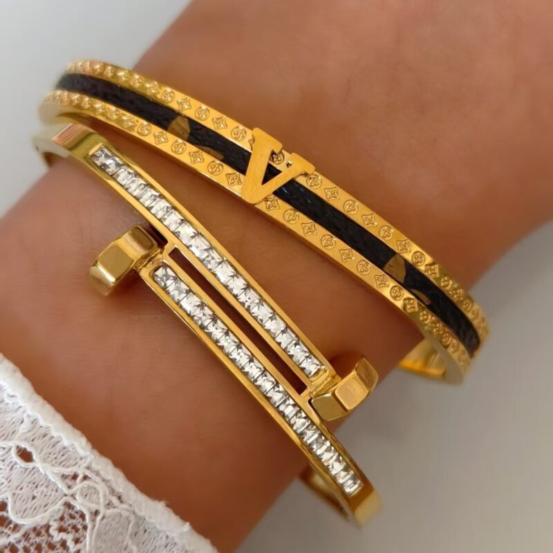 Monogram V Leather Luxe Bangle