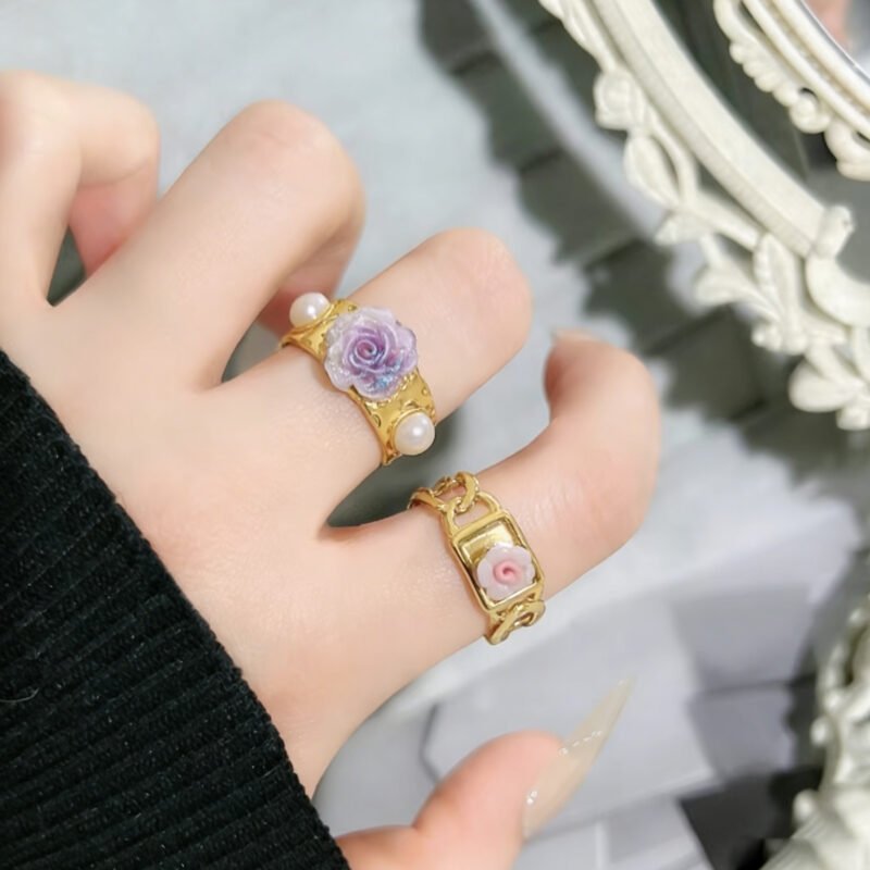 Golden Pink Resin Rose Chain Ring