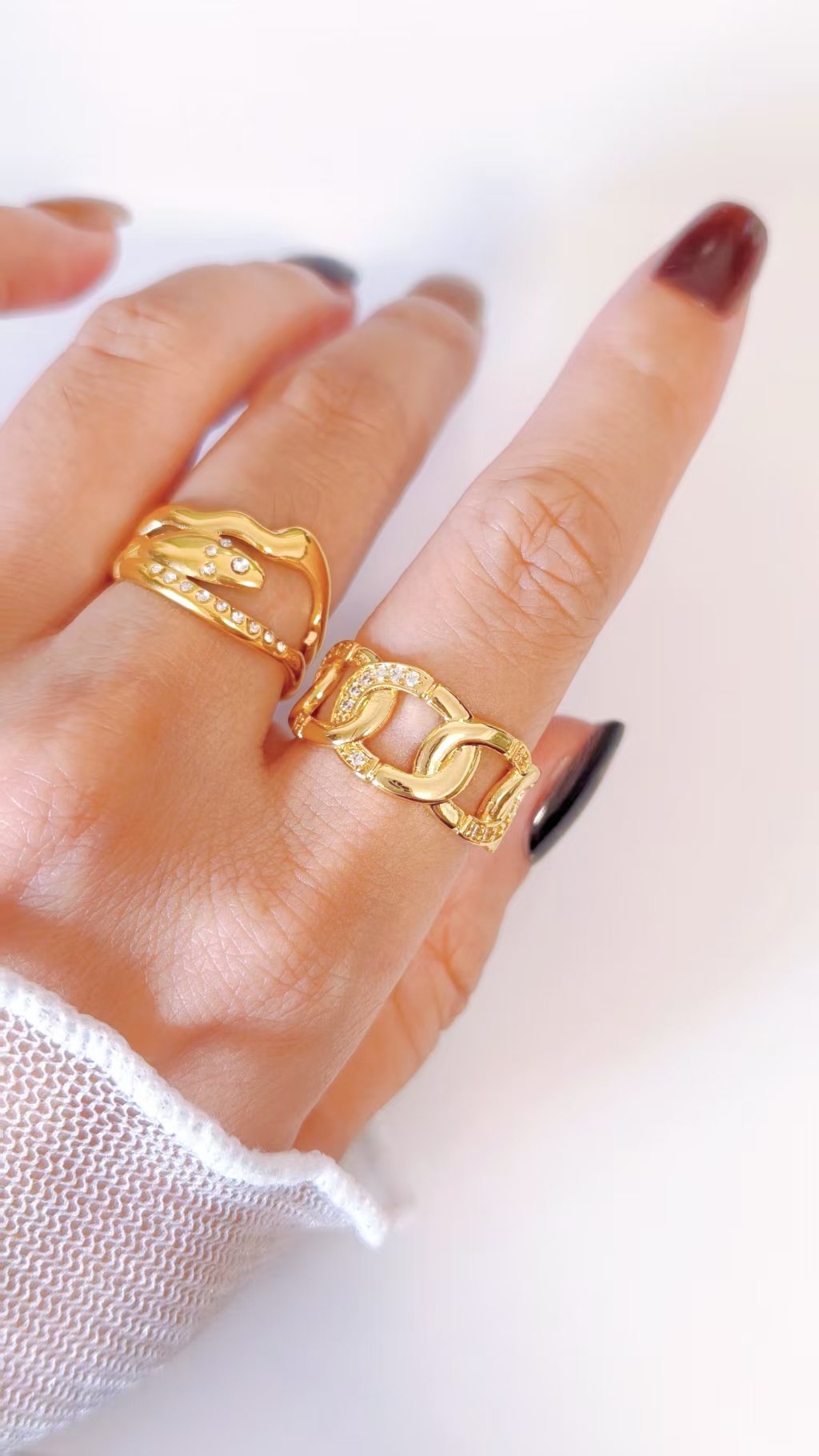 Chunky Chain Link Zircon Open Ring - Image 2