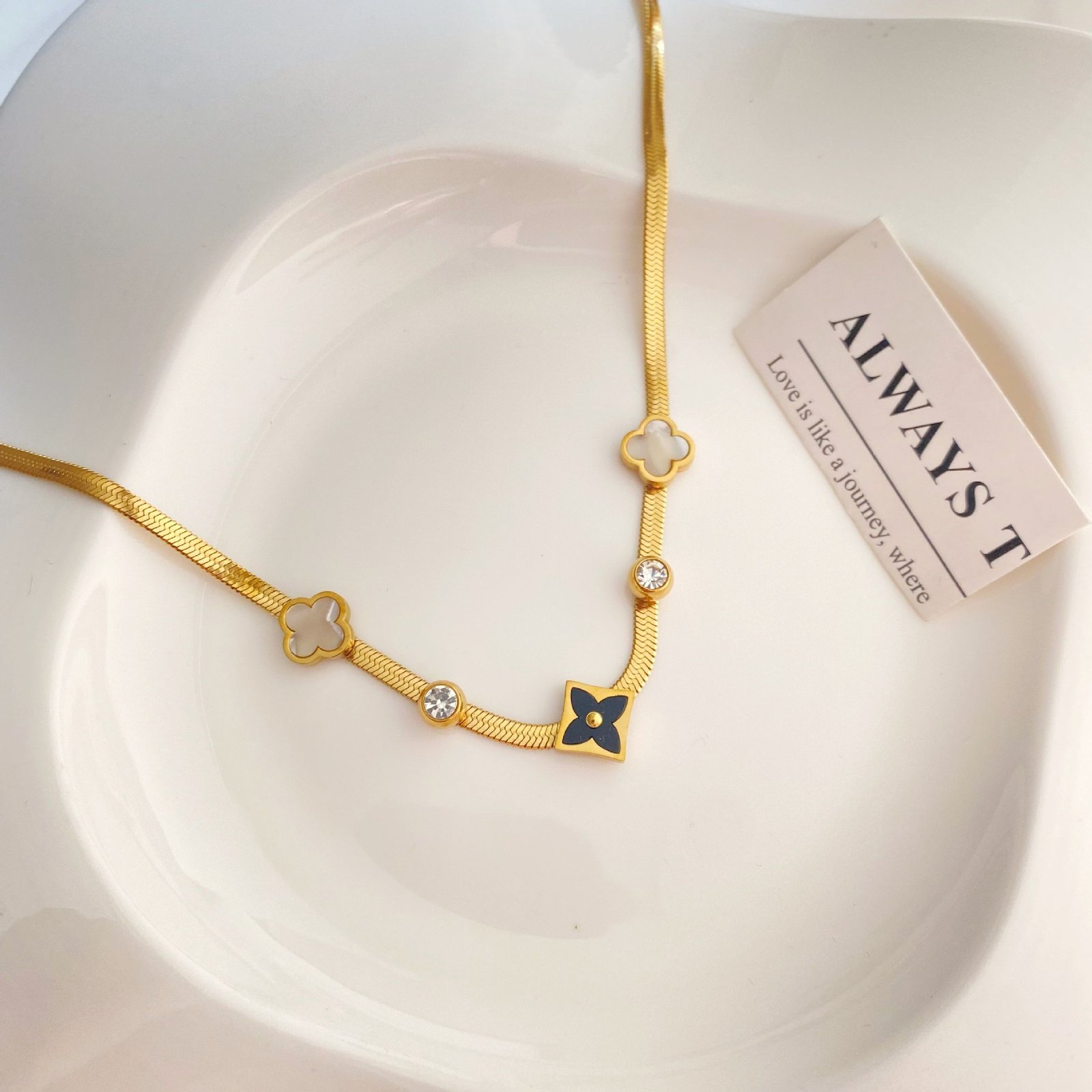 Clover Constellation Necklace - Image 4