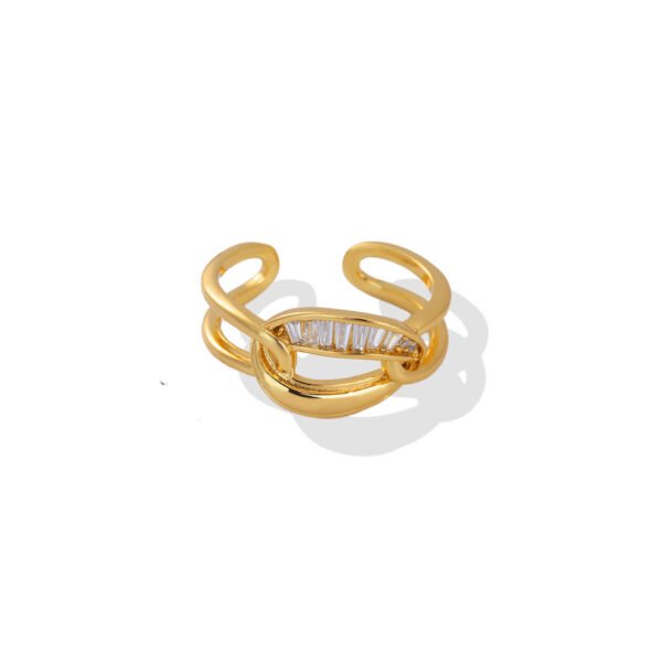 Gold Möbius Zircon Interlock Ring