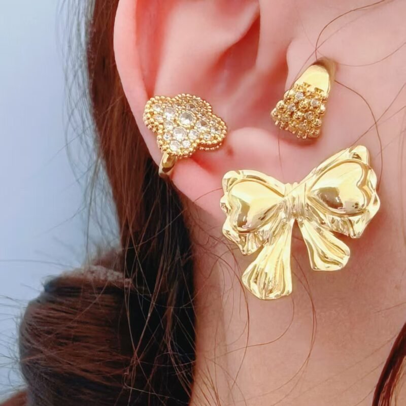 Lucky Luxe Ear Clip