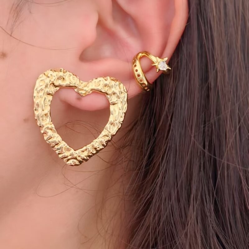 Midnight Star Ear Cuff