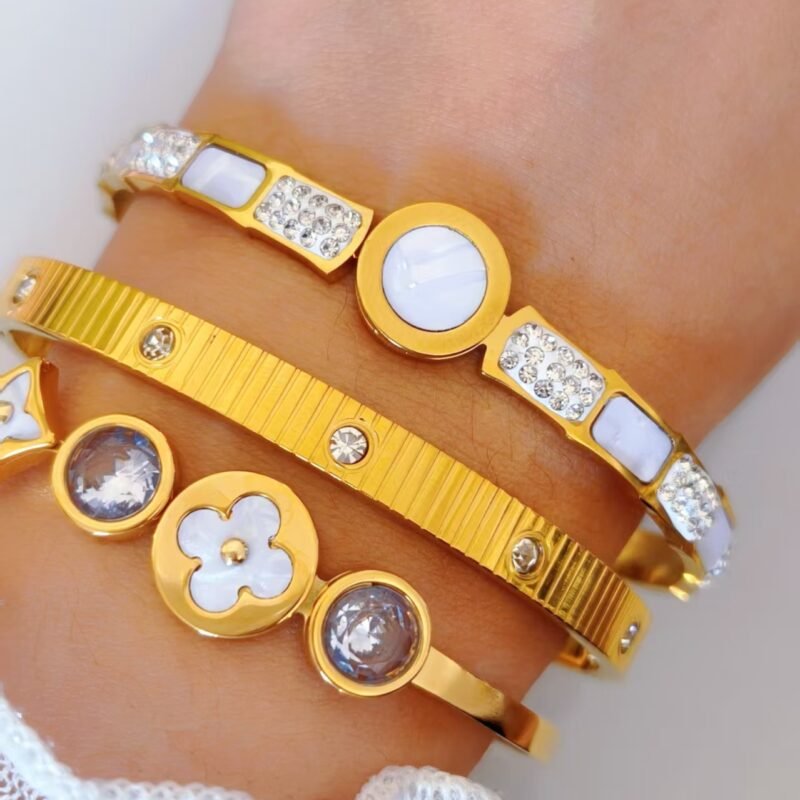 Mosaic Pearl Roman Bangle