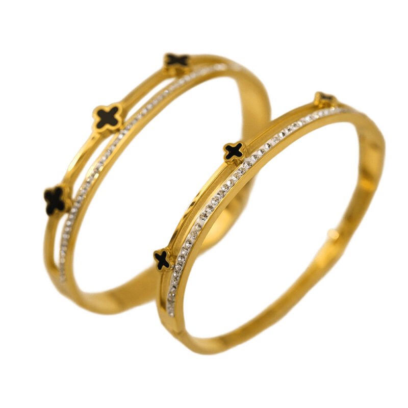 Noir Clover Zircon Rail Bangle