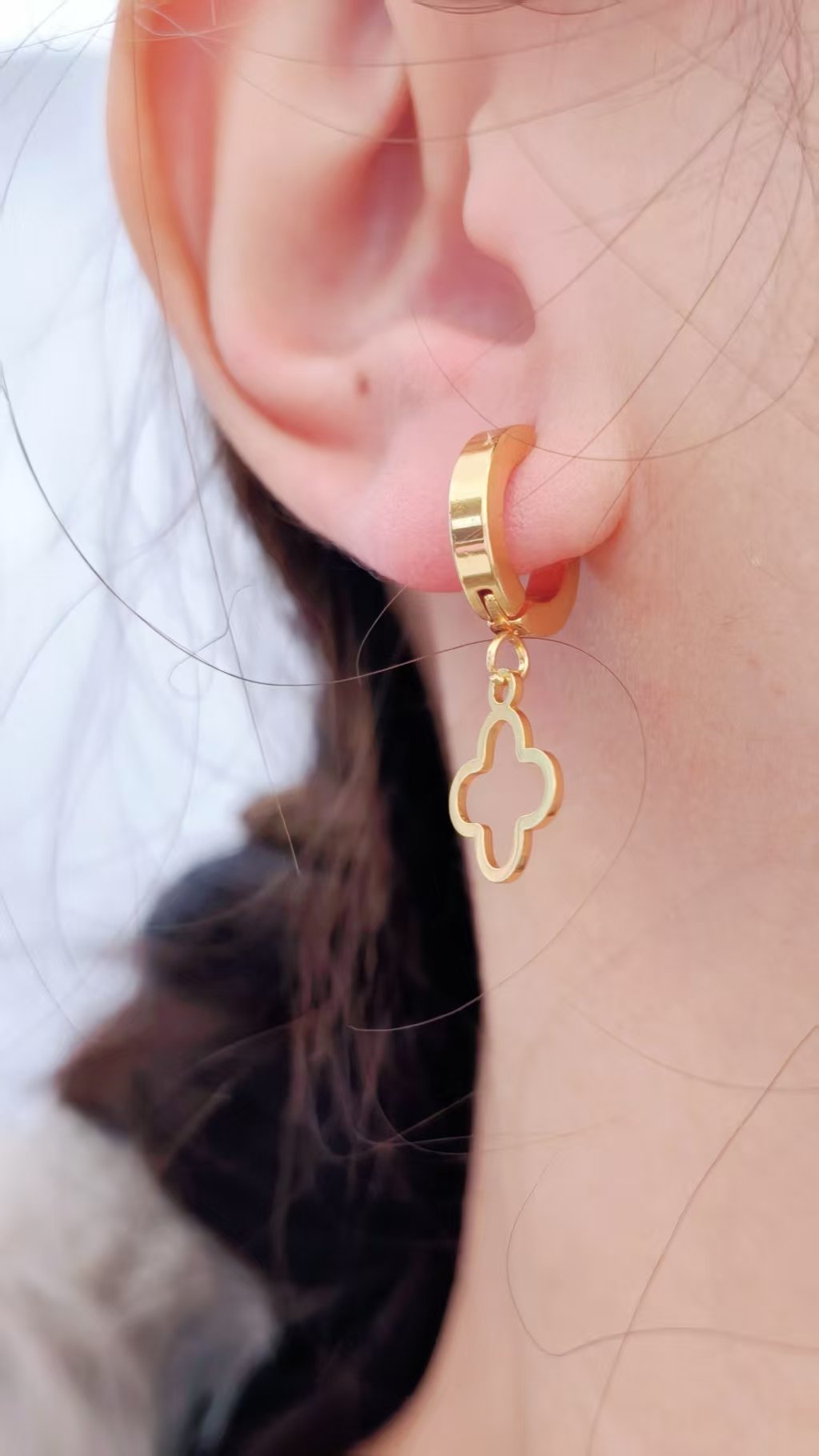 Open Clover Huggie Earrings - Image 2