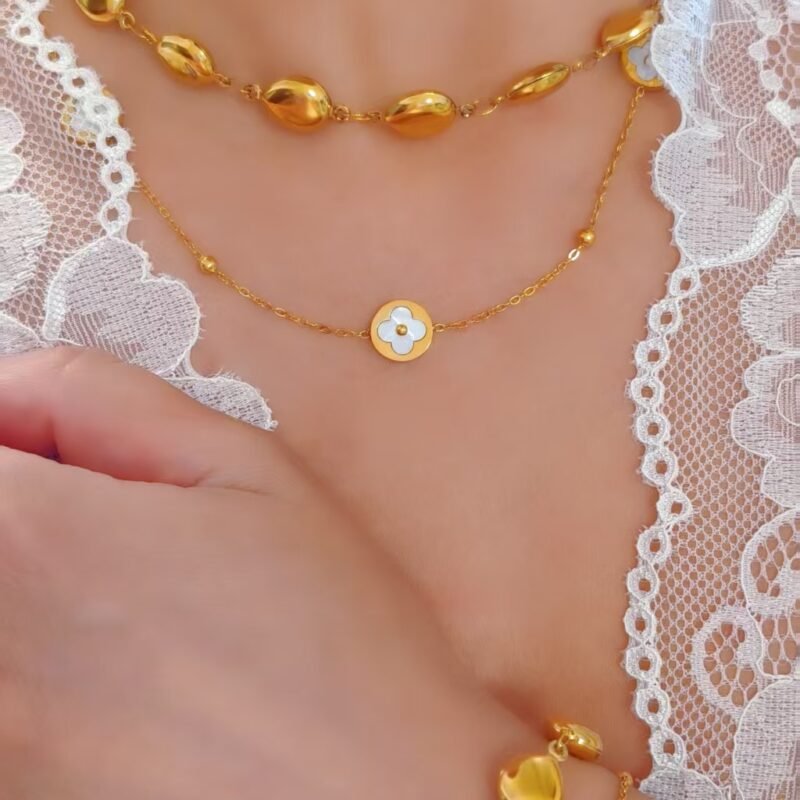 Pearl Clover Disc Station Set