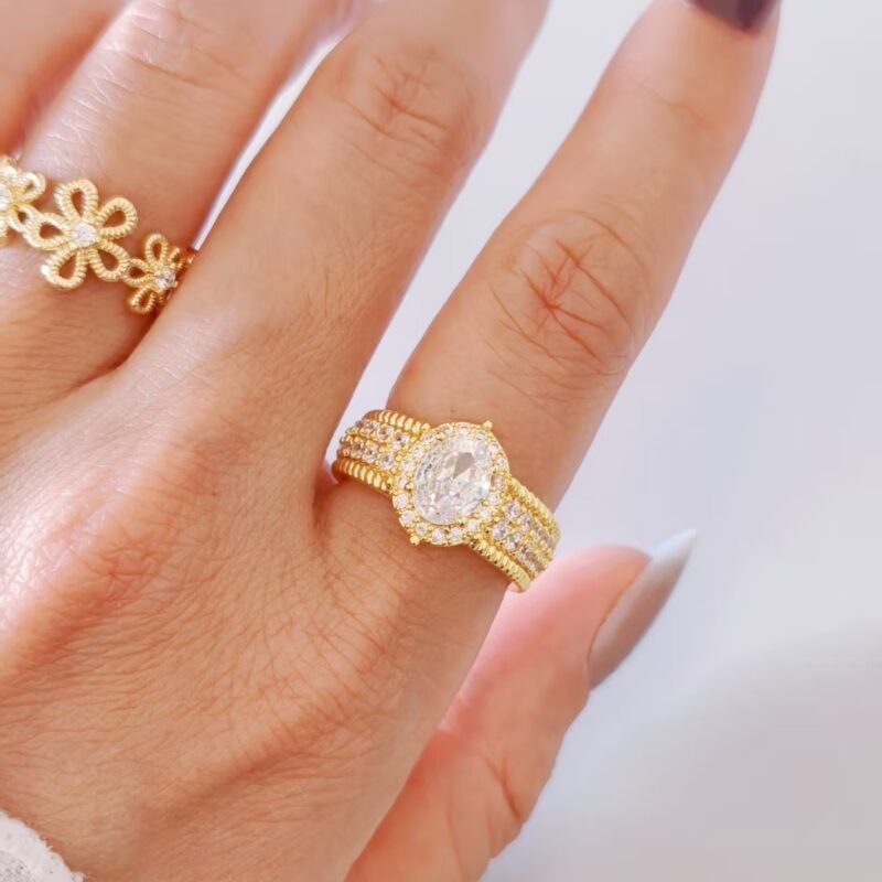 Royal Oval Halo Zircon Vintage Wide Band Open Ring