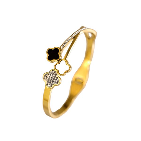 Triple Contrast Clover Bangle