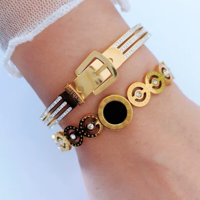 Belt Buckle Bangle