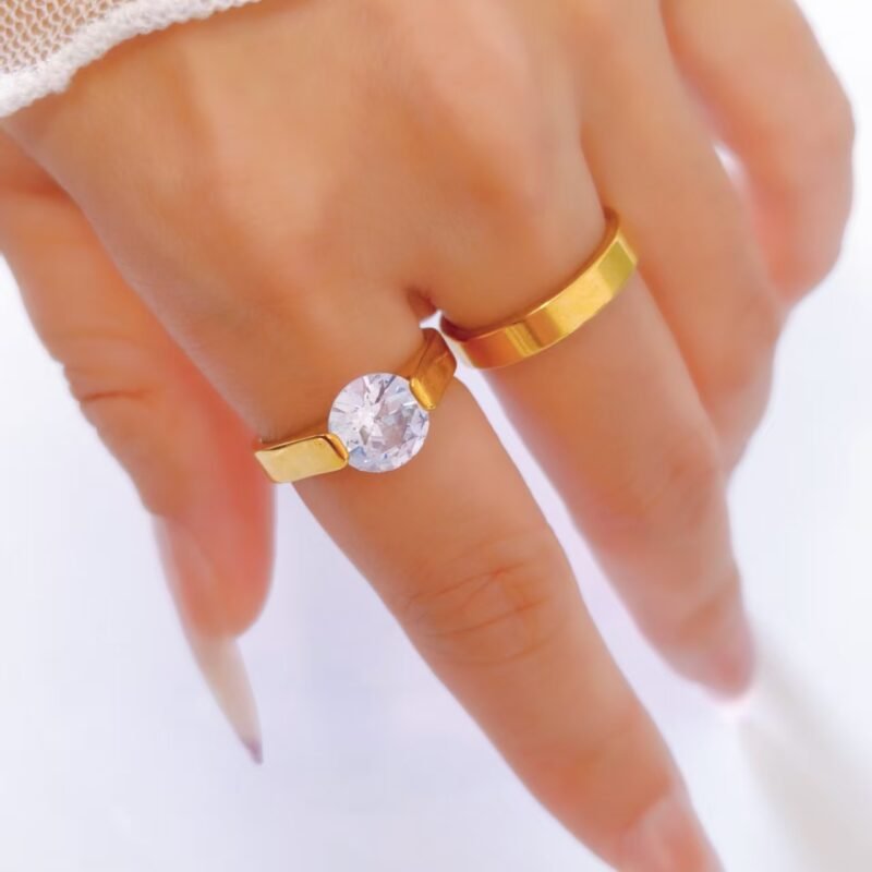 Gold Solitaire Ring Set