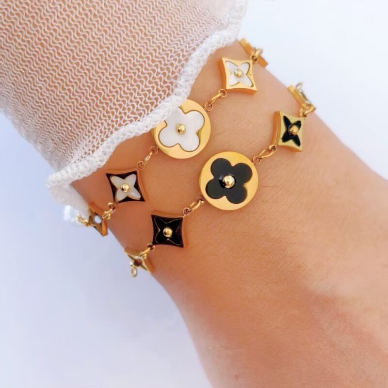 Mother of Pearl Clover Station Bracelet