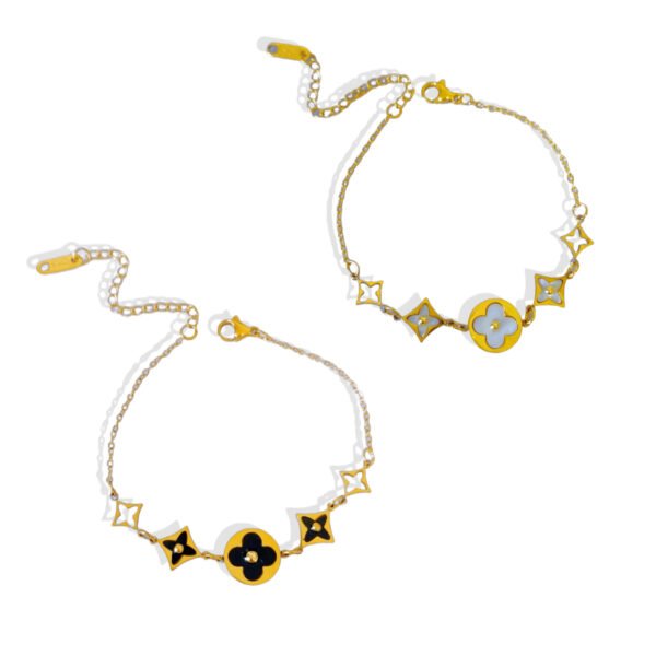 Mother of Pearl Clover Station Bracelet