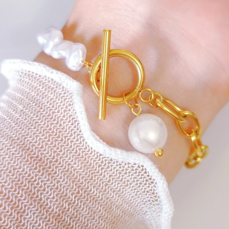 Pearl & Gold Chain Toggle Bracelet