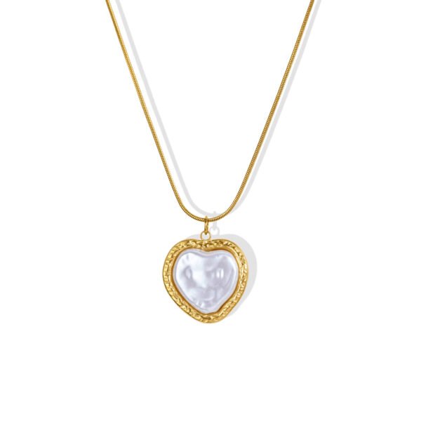 Pearl Heart Pendant Necklace