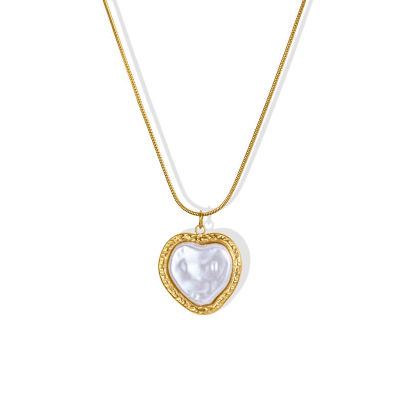 Pearl Heart Pendant Necklace
