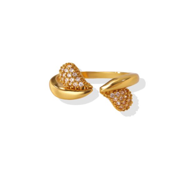 Puffy Pavรฉ Twin Heart Bypass Ring