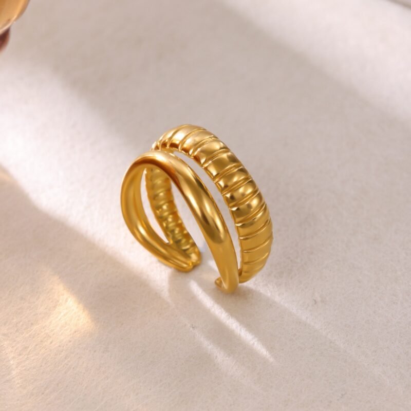 Ribbed Croissant Spiral Double Layer Open Ring