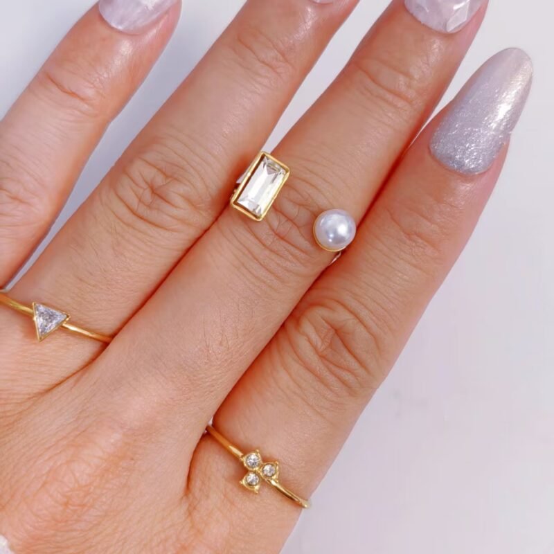 Baguette Zircon & Pearl Duo Open Ring