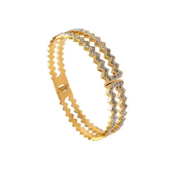 Pavรฉ Zigzag Wave Hinged Bangle Bracelet