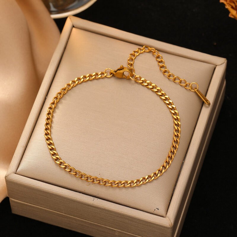 Classic Curb Chain Bracelet
