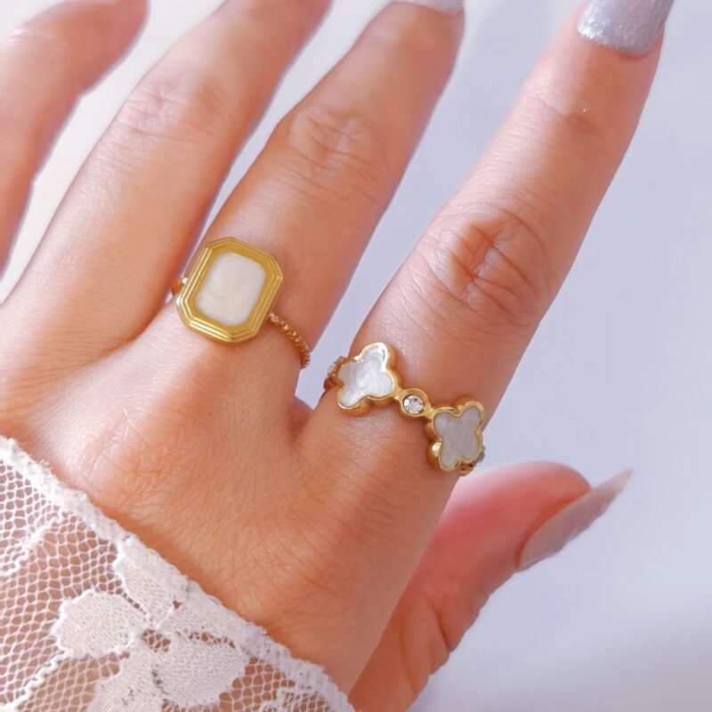 Ivory Clover Row Ring