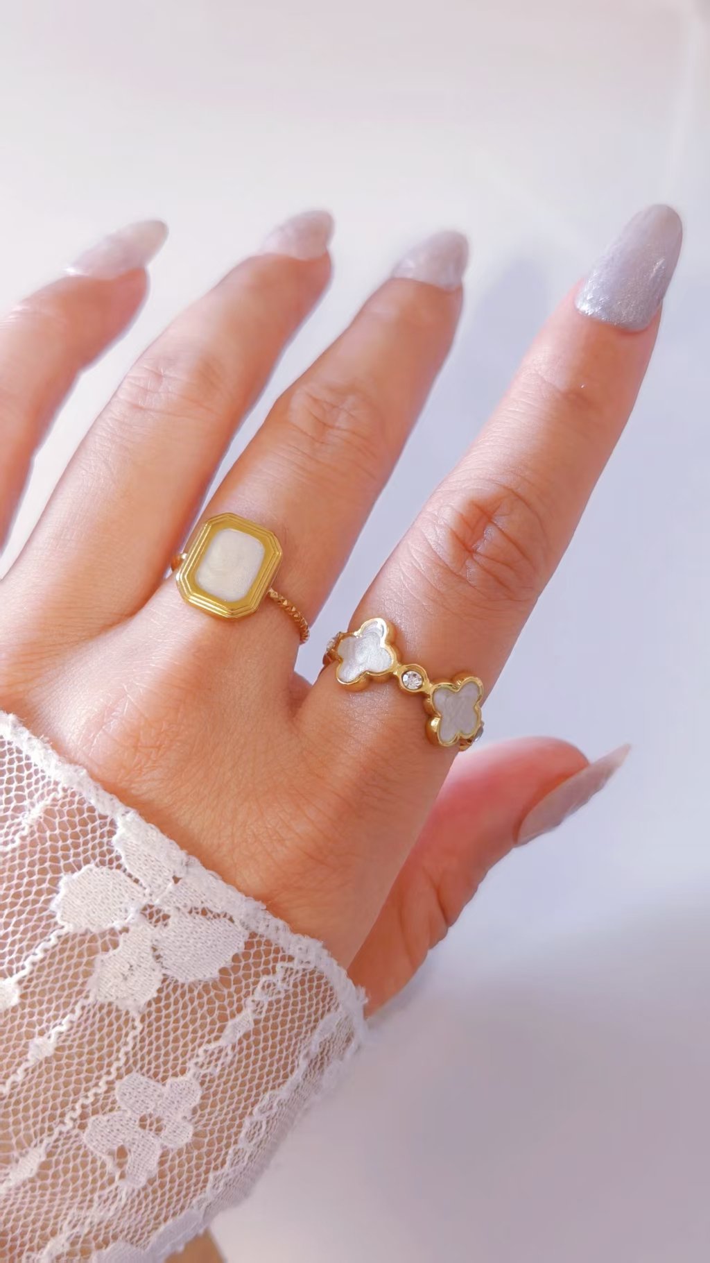 Ivory Clover Row Ring - Image 2