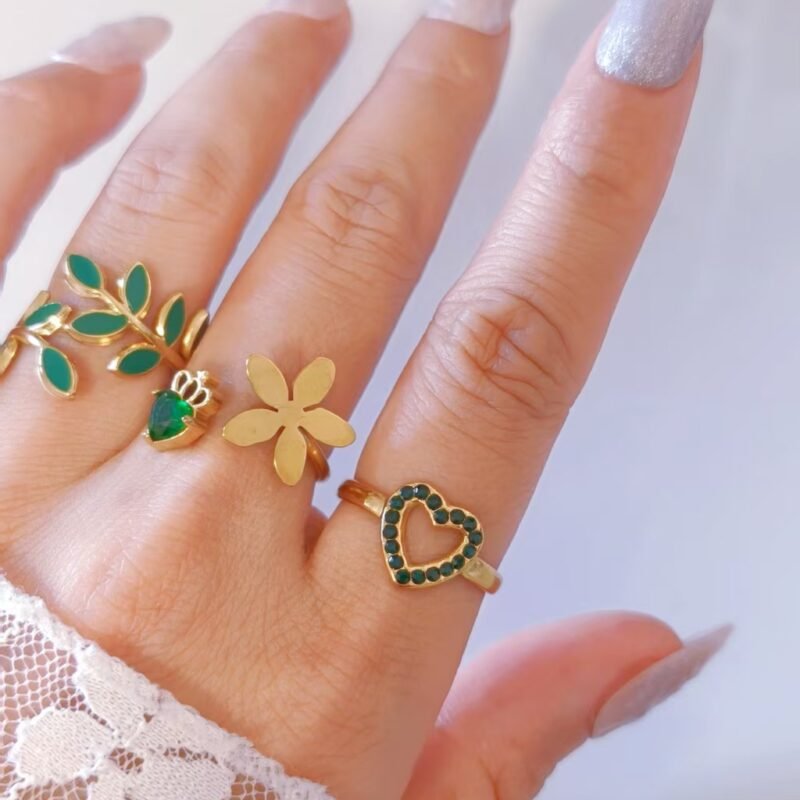 Open Heart Outline Ring
