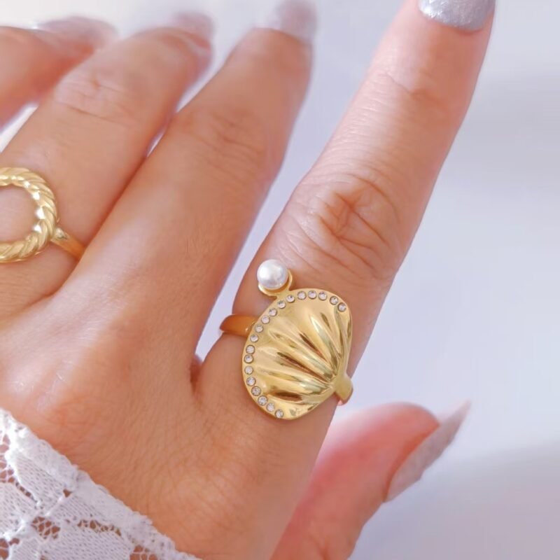 Seashell Pearl Ring