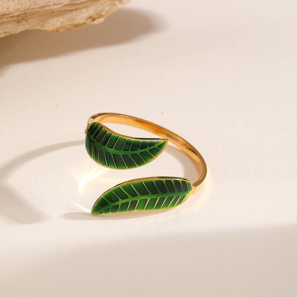 Wrap Leaf Ring - Image 5