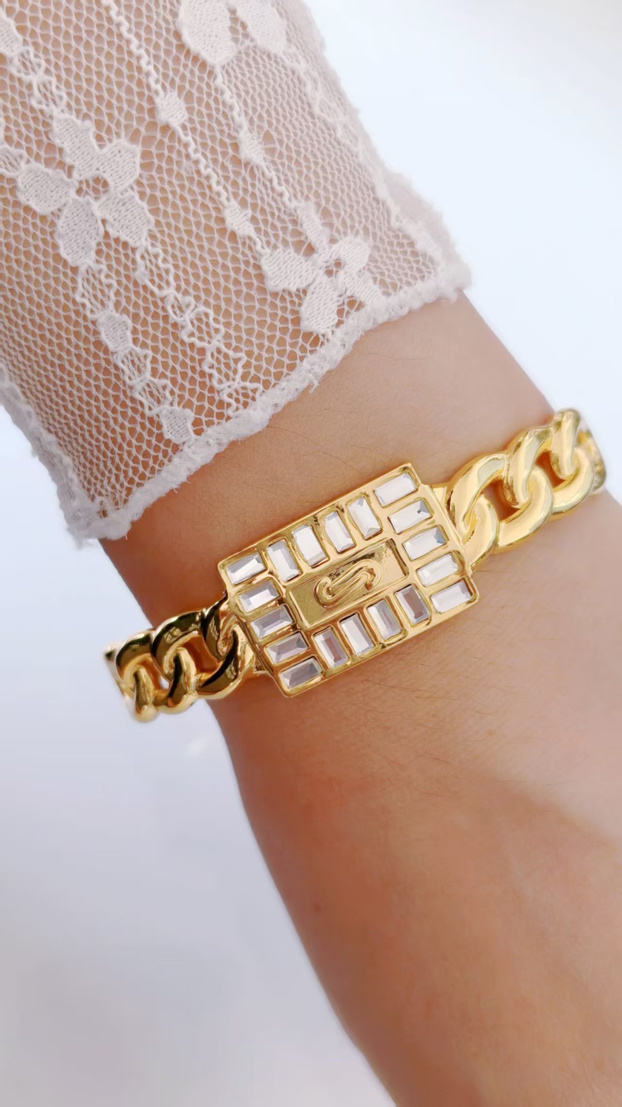 Baguette Plaque Bangle - Image 2