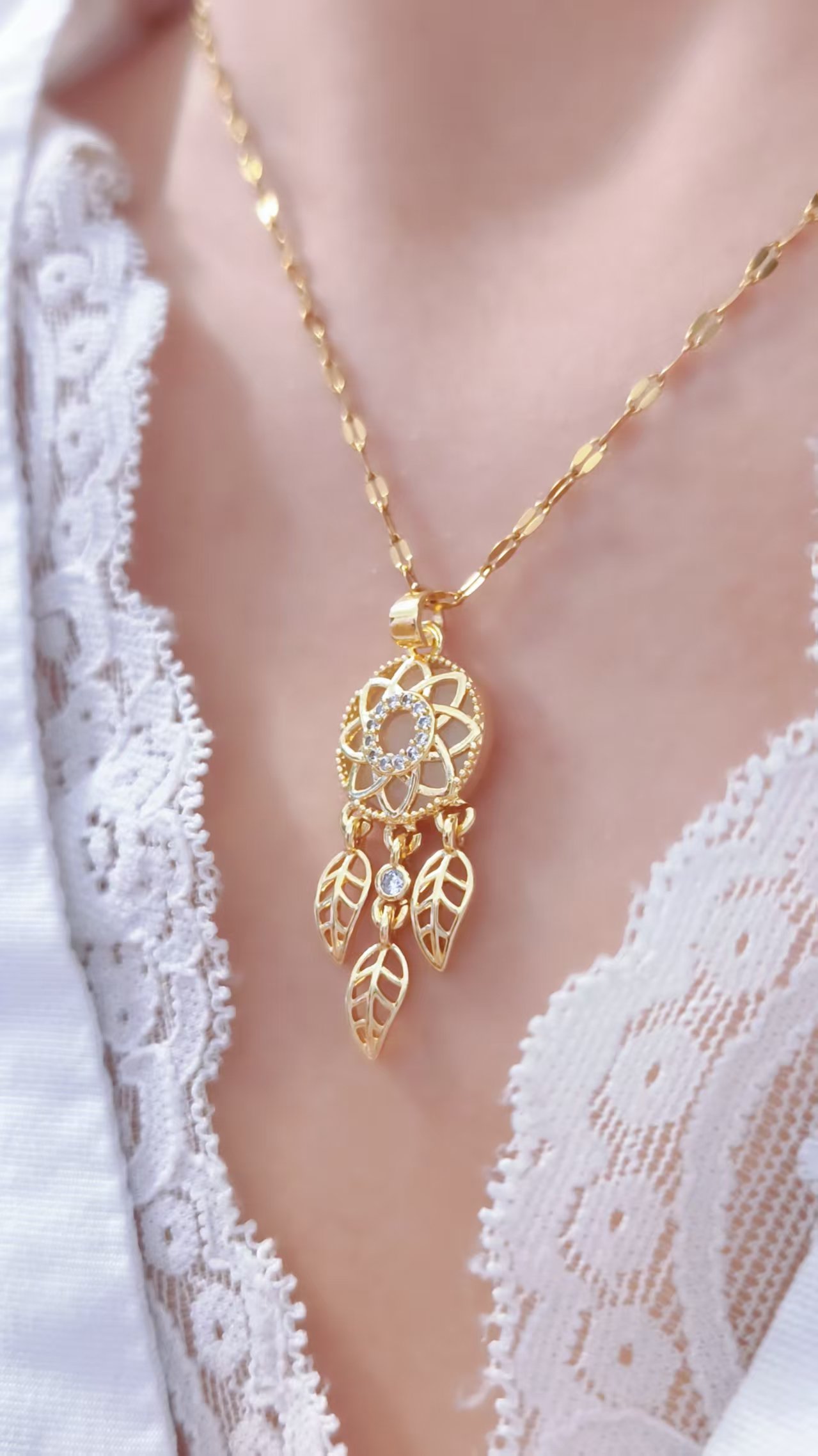 Dream Weaver Dreamcatcher Necklace - Image 2