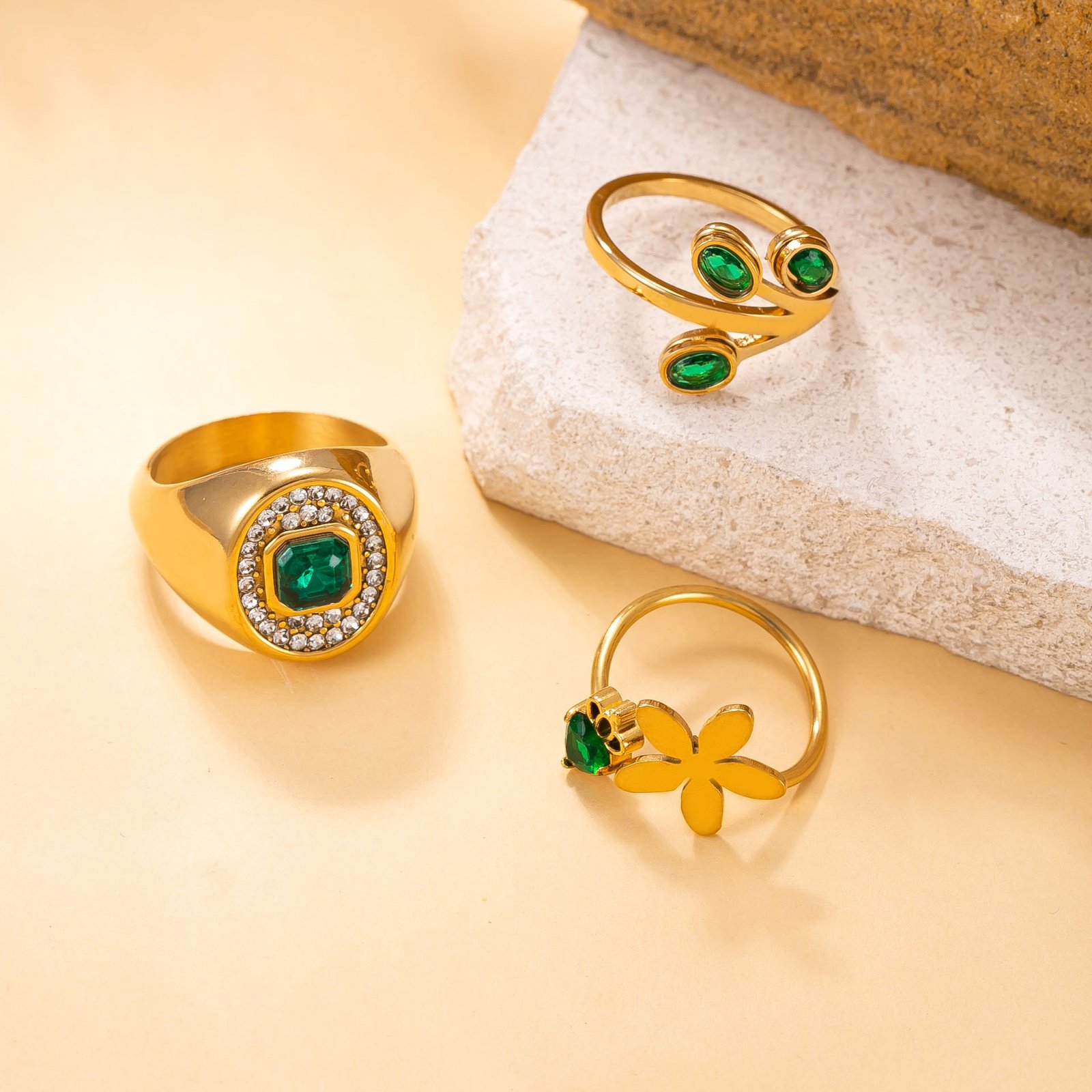 Emerald Vine Branch Ring - Image 4