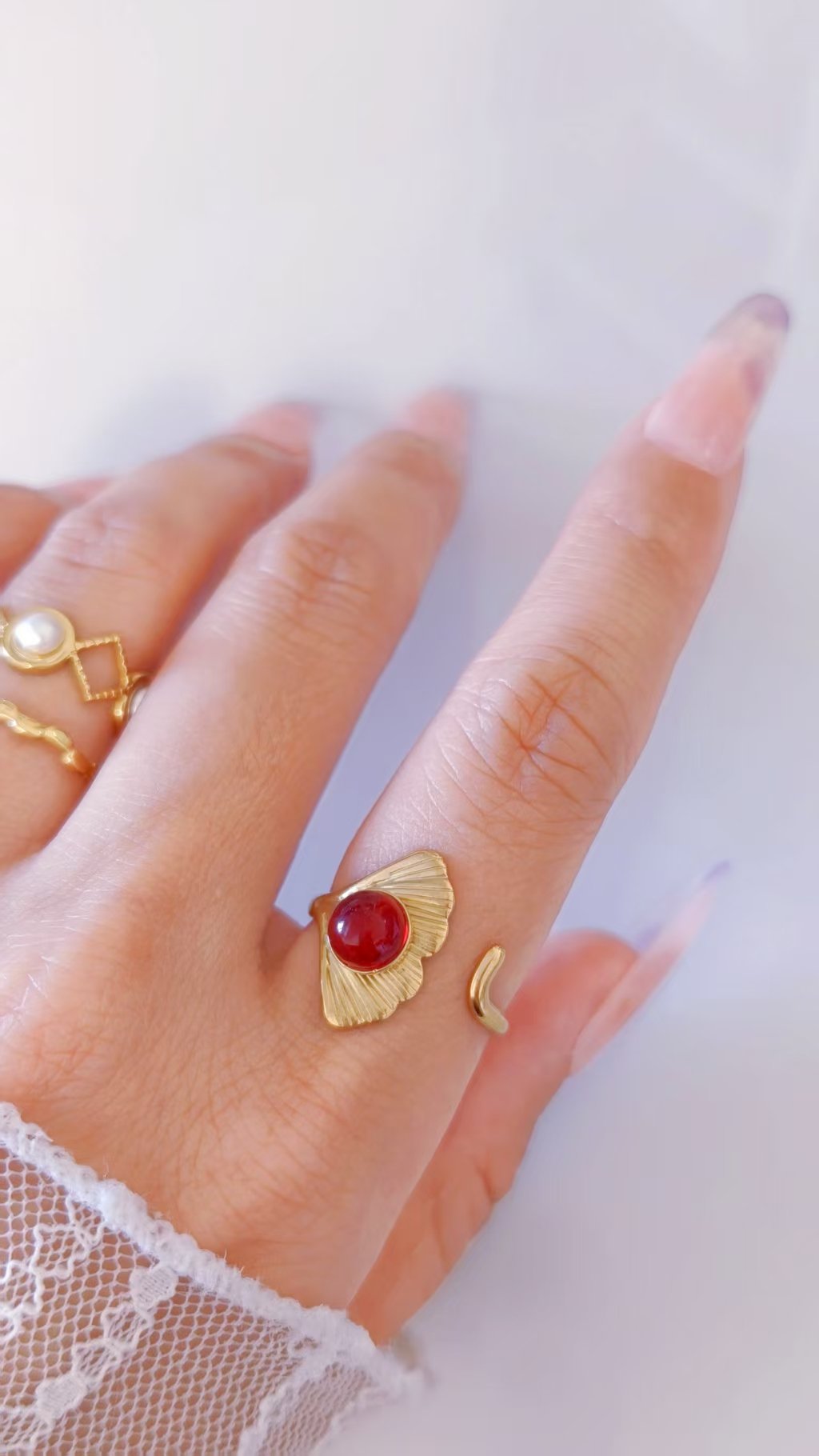 Ginkgo Muse Leaf Ring - Image 2