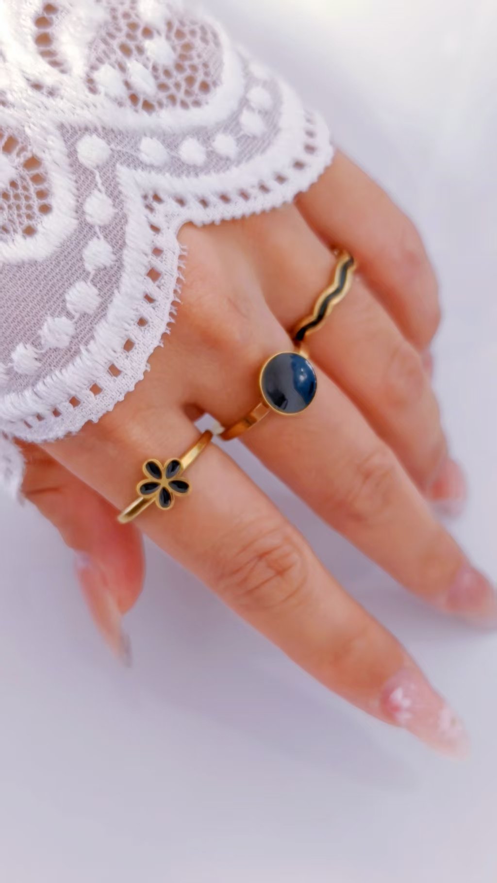 Midnight Daisy Enamel Ring - Image 3