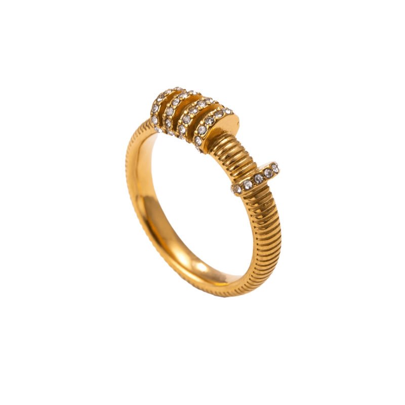 Nail Head Pavé Ring