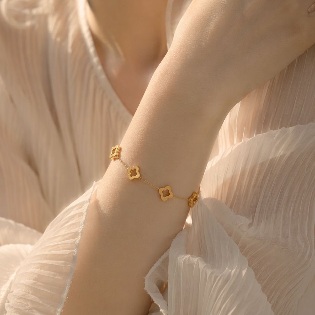 Open Clover Station Bracelet - Image 4