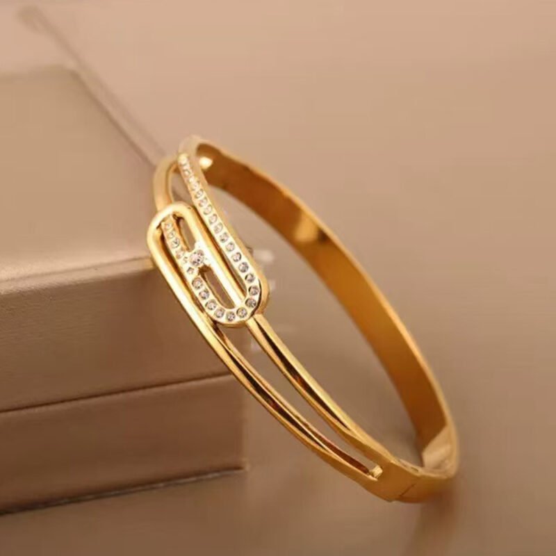 Paperclip Link Bangle