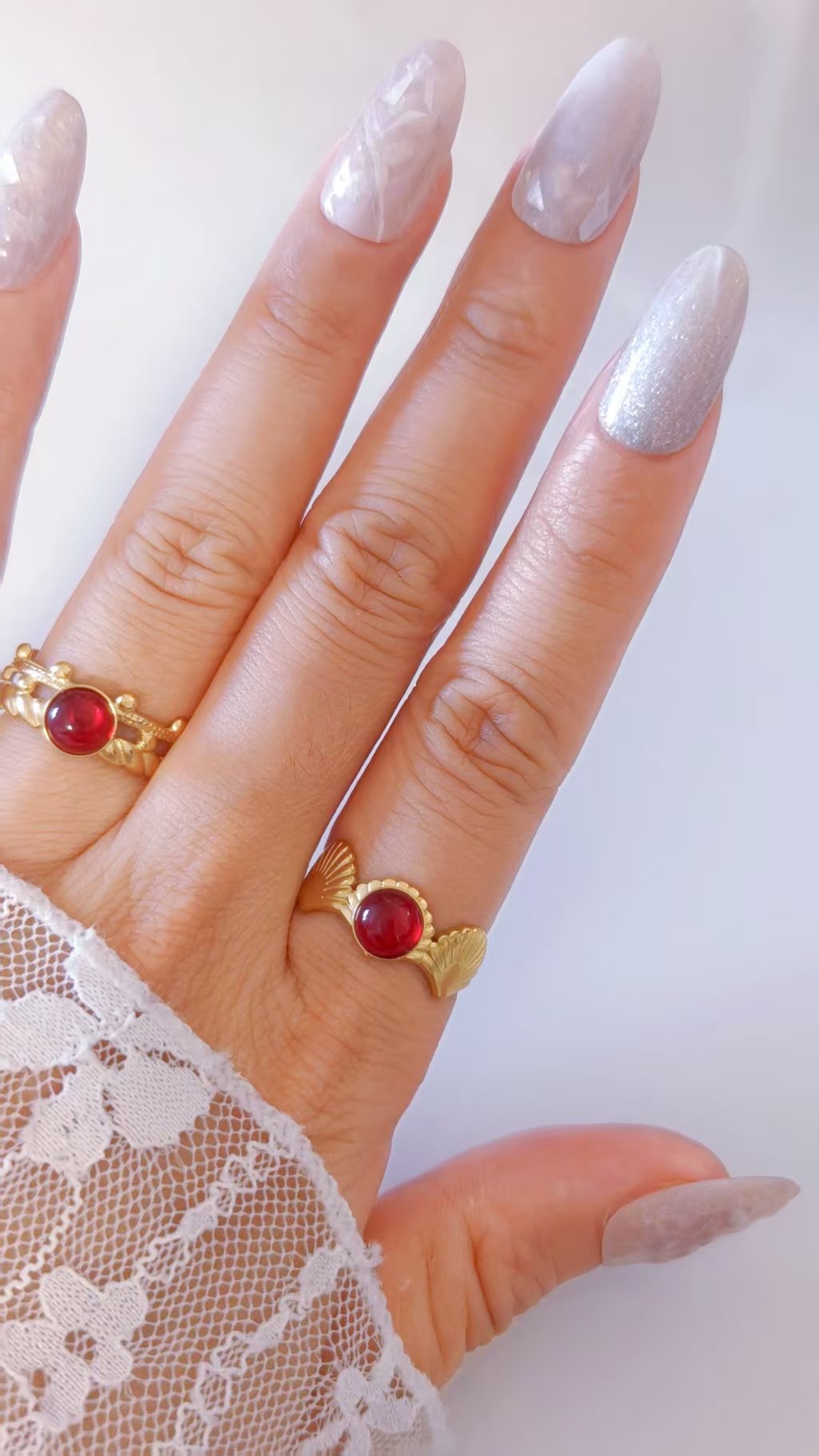 Ribbed Shell Ring - Image 3