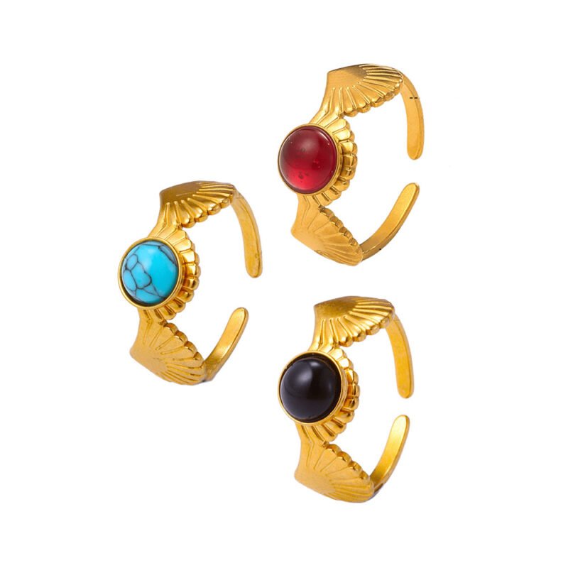 Ribbed Shell Ring